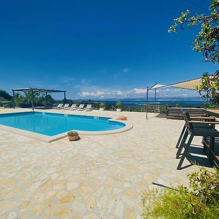 Villa Fani Supetar Ngoại thất bức ảnh